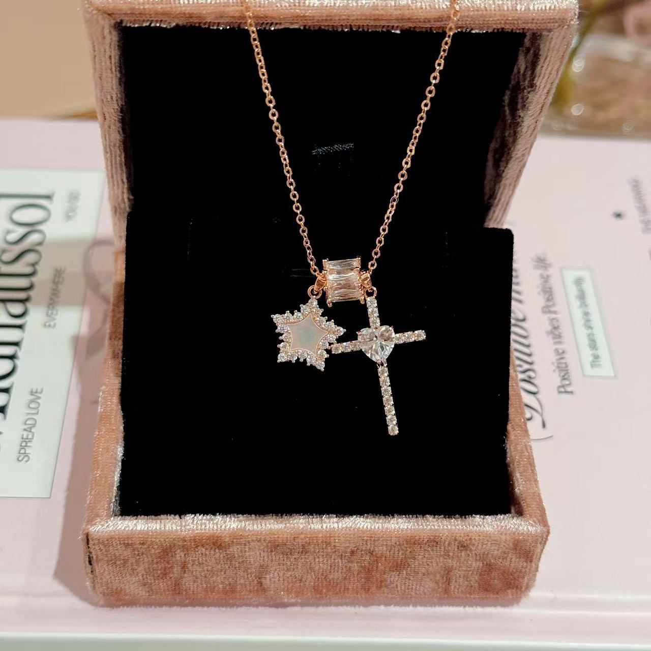 2026 New Arrival Star & Cross Pendant Necklace, Hot Selling Luxury Dainty Clavicle Chain