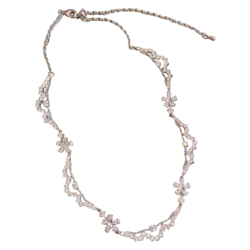 Sparkling Flower Pendant Necklace, Minimalist Niche Luxury Clavicle Chain, Sweet Elegant Dainty Necklace