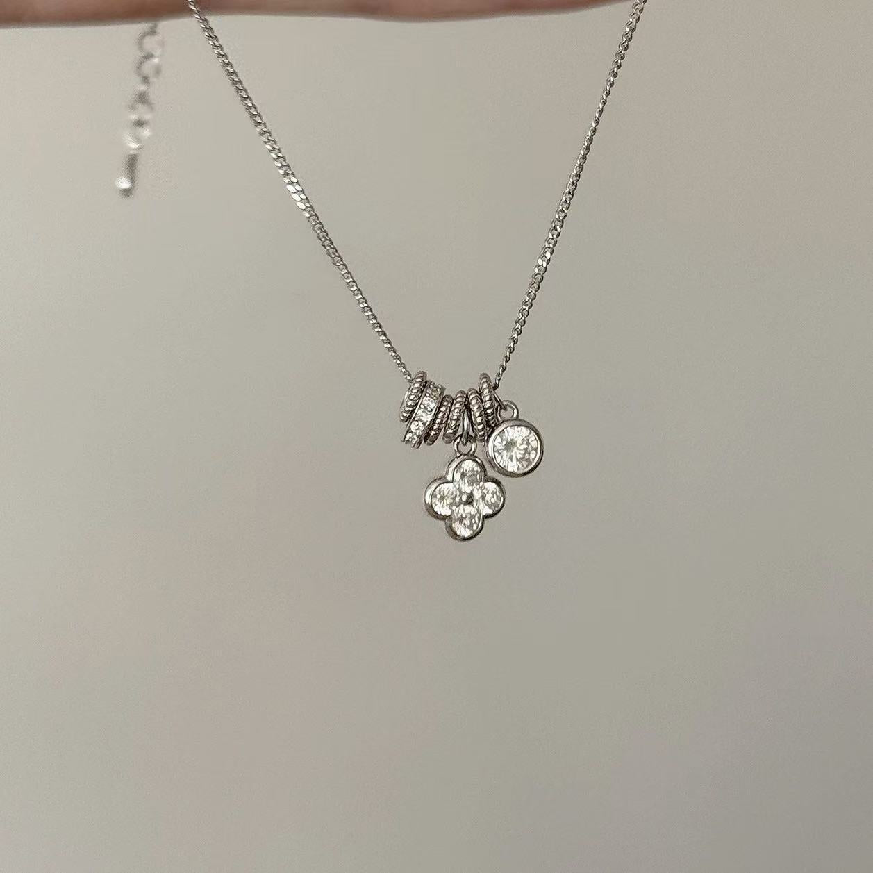 Minimalist Flower Necklace, Shiny Zircon Clavicle Chain, Luxury Niche Elegant All-match Daily Pendant Necklace