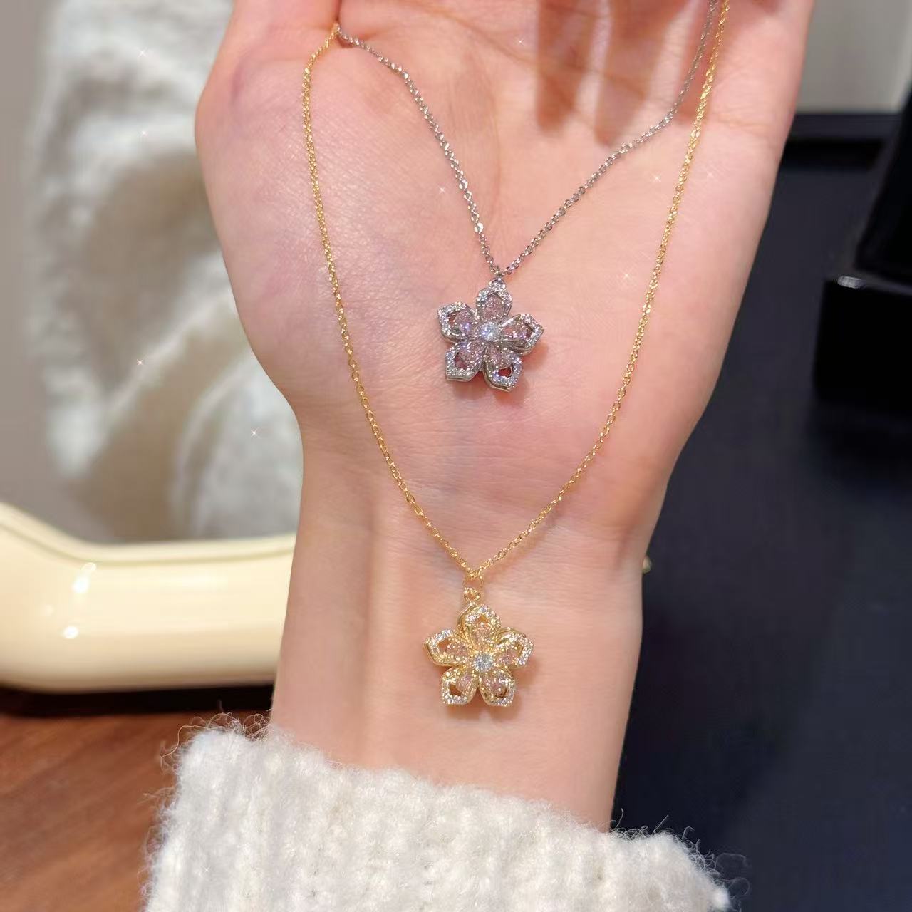 Dainty Sweet Fresh Floral Pendant Cubic Zirconia Necklace, Luxury Niche Elegant All-Match Daily Clavicle Jewelry