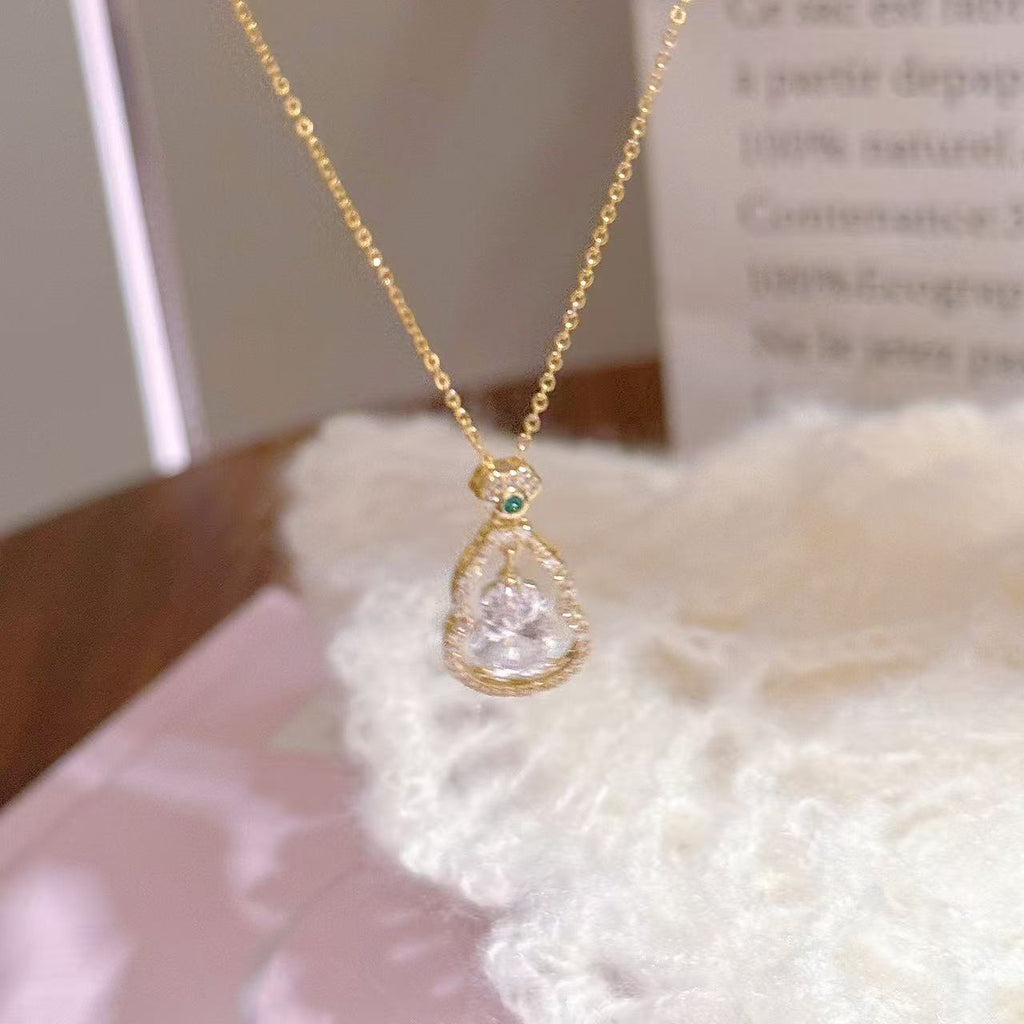 Luxury Elegant Clavicle Chain, All-match Jewelry for Valentine & New Year Gift