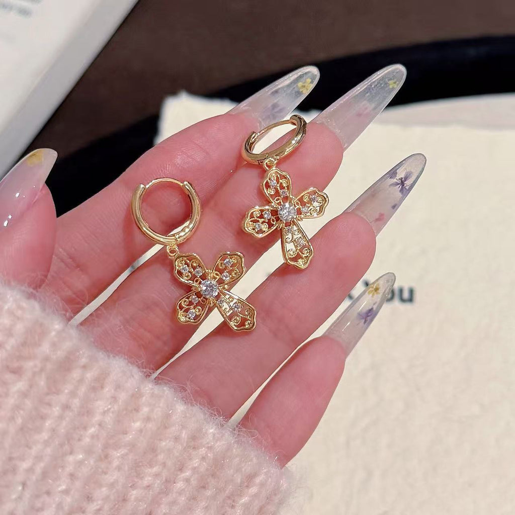 Vintage Hollow Cross Hoop Earrings, Luxury Minimalist Elegant Ear Studs, Fashion All-match High-grade Women Ear Jewelry