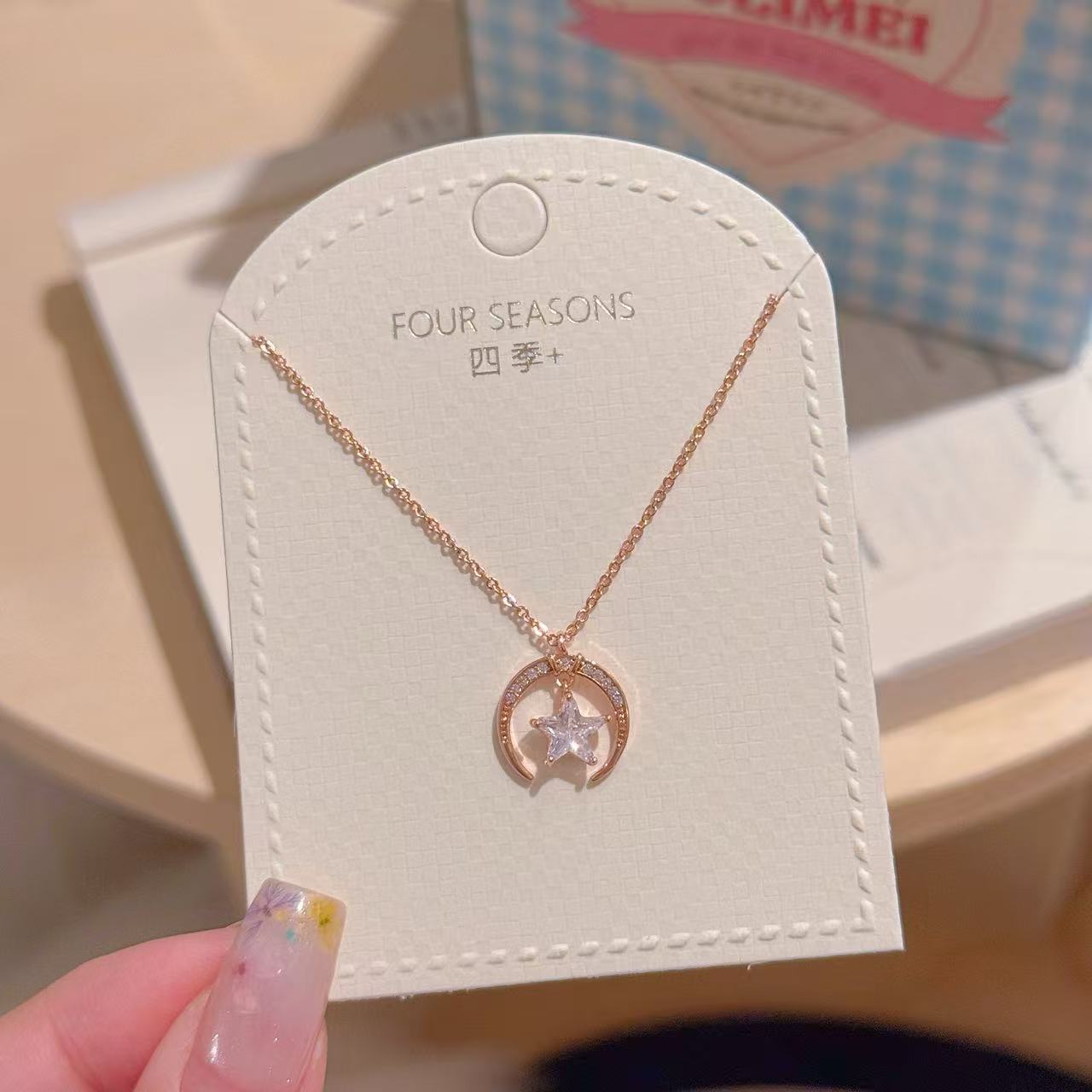 Crescent Moon Star Pendant Necklace Dainty Minimalist Clavicle Chain, Elegant Sweet Tiny Star Moon Choker for Daily Wear Jewelry Gift
