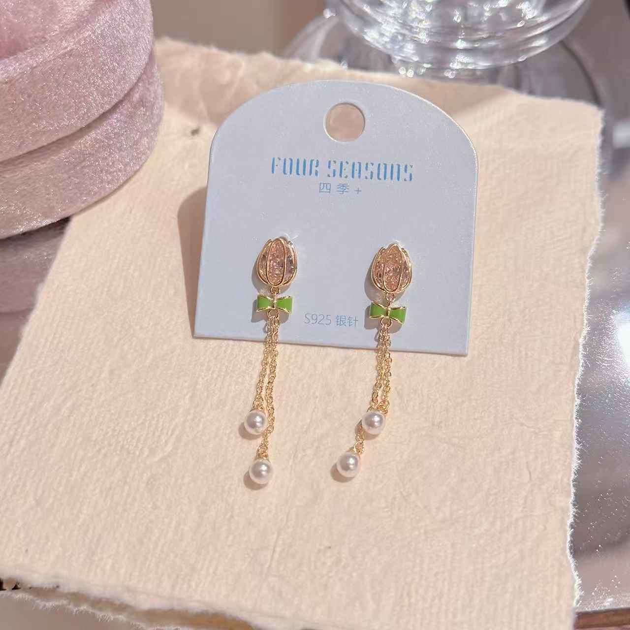 Tulip Stud Earrings, Spring Sweet Light Luxury Earrings, Niche Exquisite S925 Silver Pin Versatile Girl Ear Jewelry