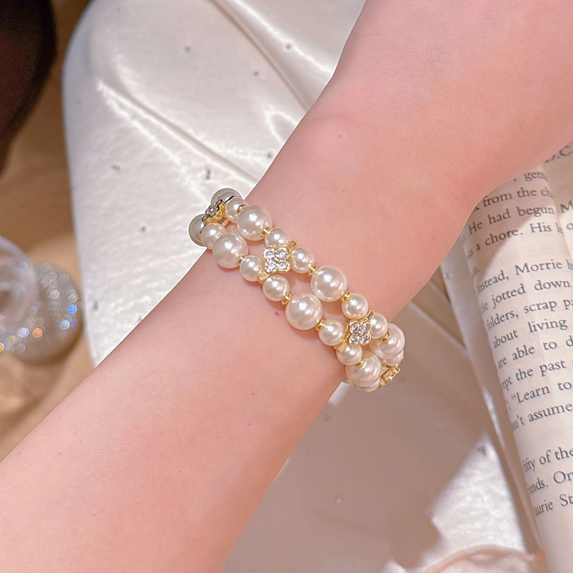 Women Classic Pearl Beaded Bracelets Chic Bow Design Niche High-end Fresh Sweet Delicate Versatile Daily Wrist Jewelry