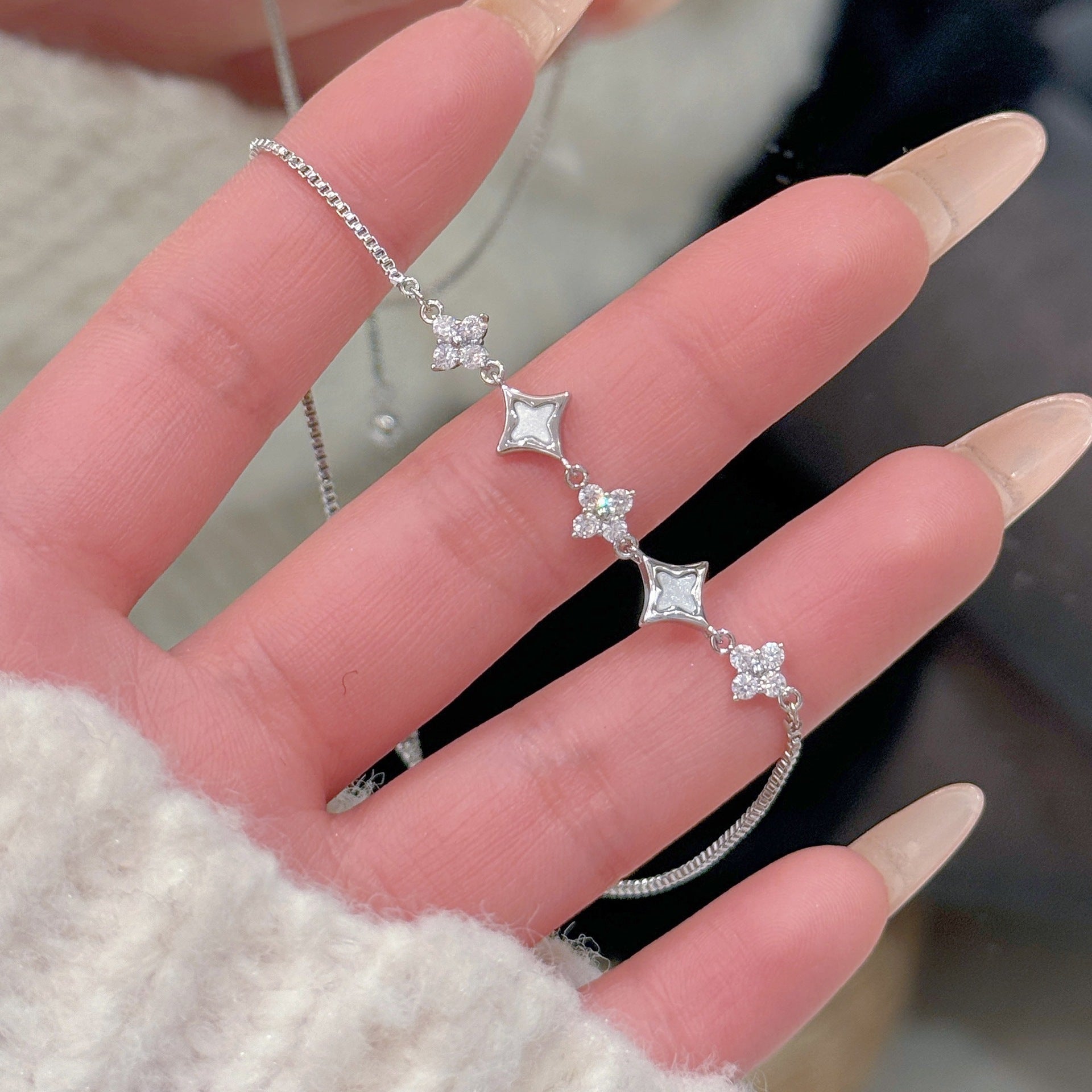 Luxury Bling Zircon Star Dainty Ladies Daily Bracelet