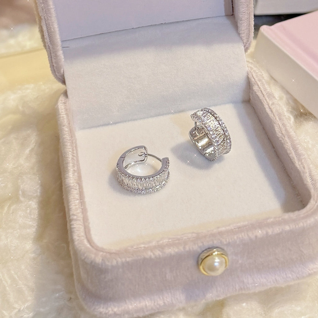 Luxury Wide Chunky Hoop Earrings Elegant Ladies Classic Circle Earrings