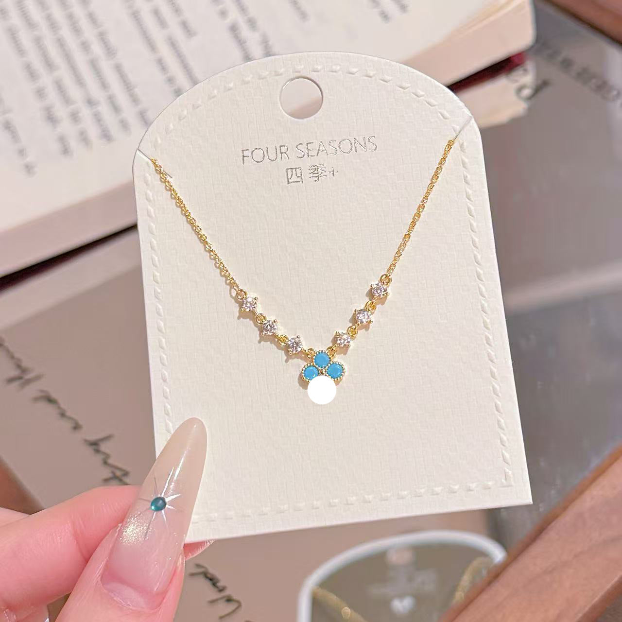 Blue Turquoise Floral Pendant Necklace, Delicate Premium Fashion Accessories, Daily Wear Clavicle Chain