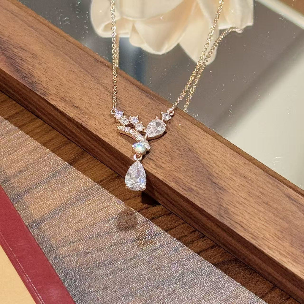 Luxury Water Drop Necklace, Korean Style Shiny Clavicle Chain, Exquisite Niche All-match Fashion Pendant Jewelry