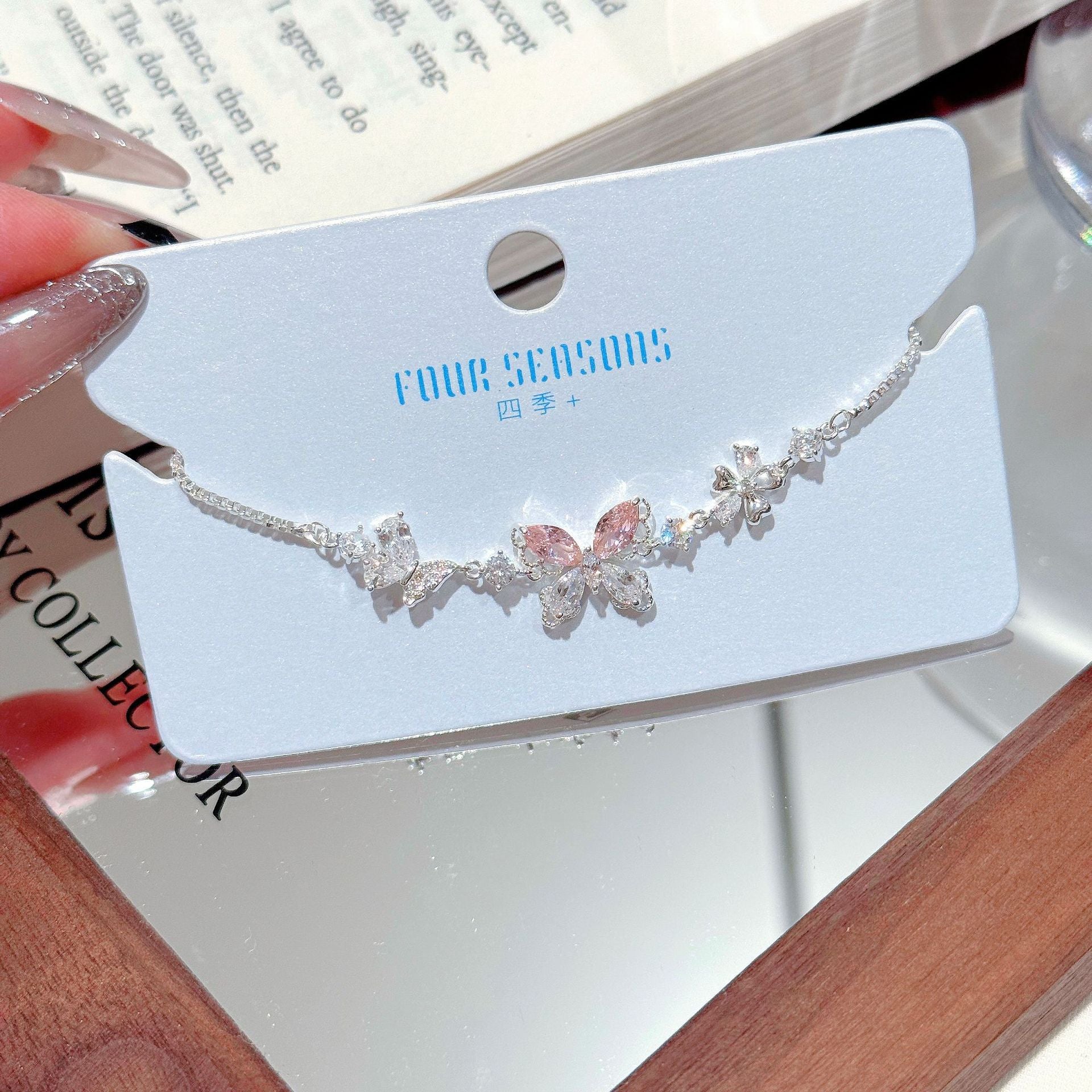 Zircon Butterfly Flower Adjustable Bracelet Sweet Luxury Stylish Ladies Hand Ornament