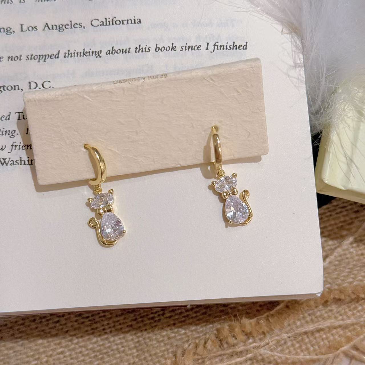 Elegant Cat Ear Buckles, Luxury High-class Korean Style Earrings, Delicate Temperament Daily Versatile Fashion Studs