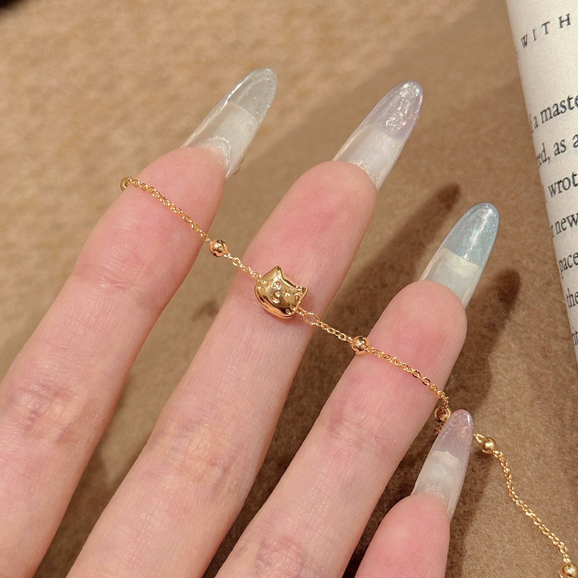 Cute Cat Charm Bracelet, Korean Style Luxury Delicate Wrist Jewelry, Niche All-match Fashion Bracelet