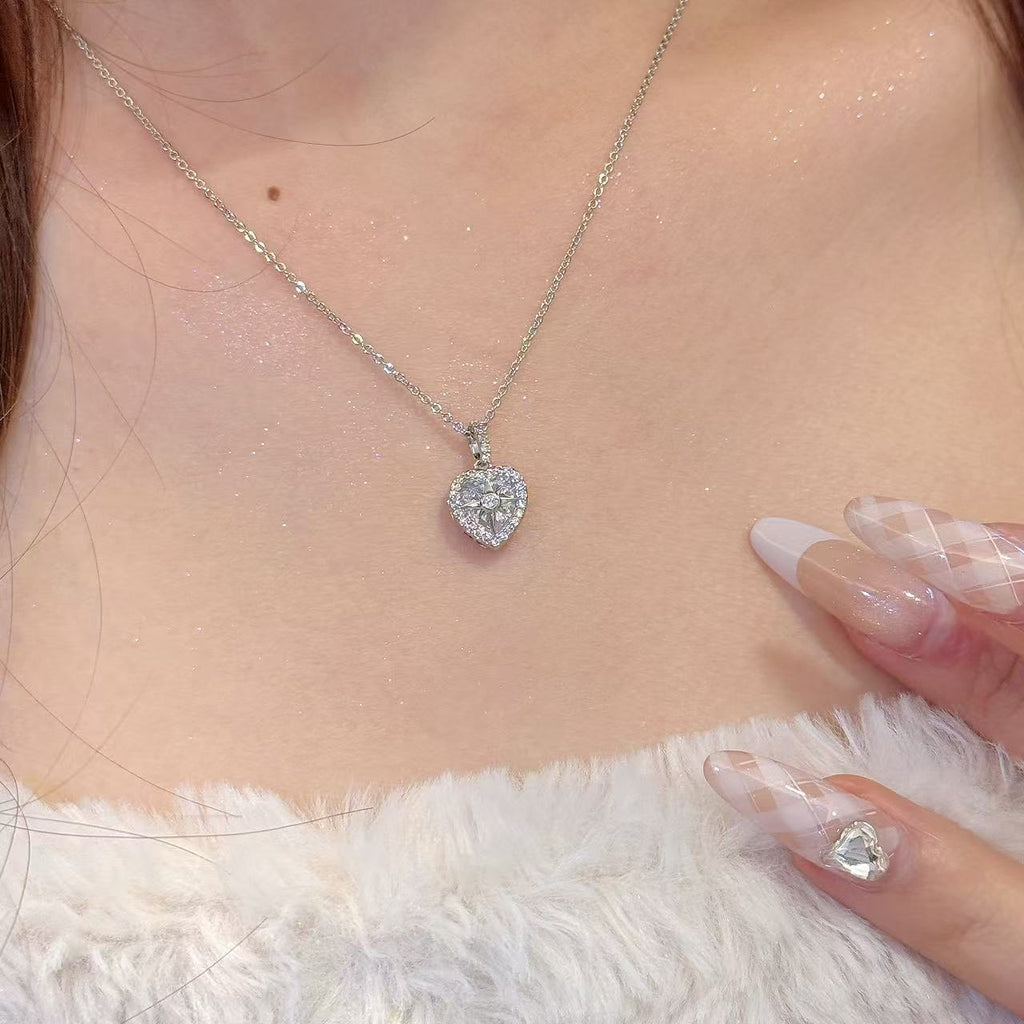 Women Korean Fashion Heart Shaped Necklace Minimalist Fresh Sweet Design Niche High-end Elegant Versatile Clavicle Chain Daily Accessory