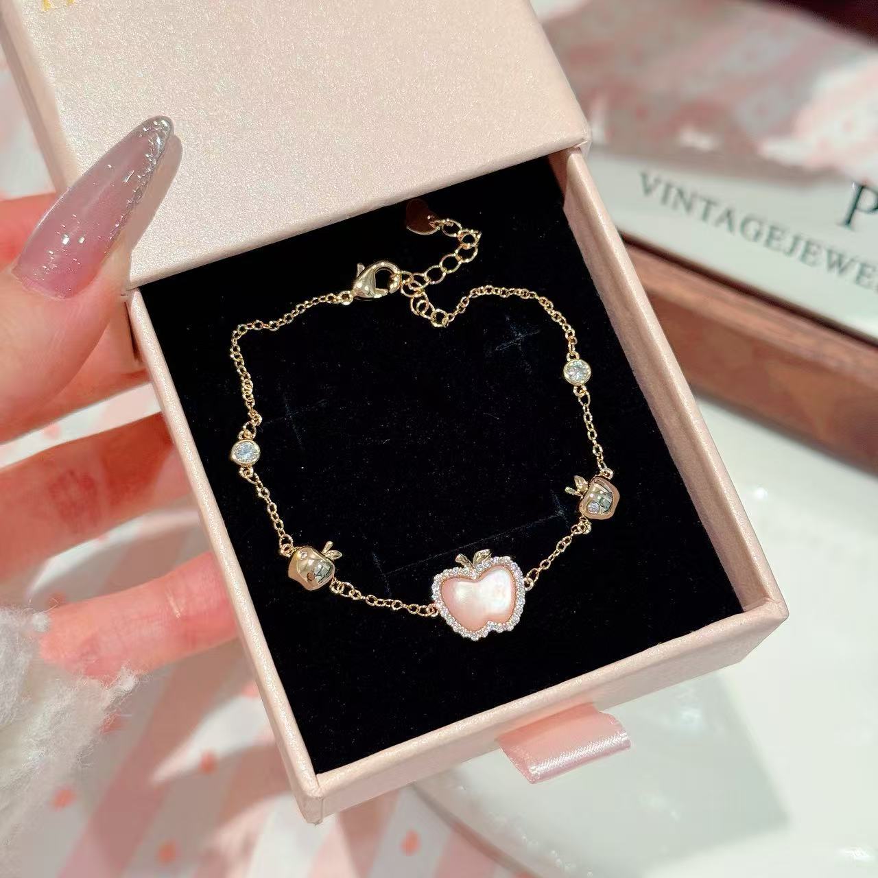 Pink Apple Natural Shell Bracelet, Sweet Elegant Daily Fashion Hand Ornament