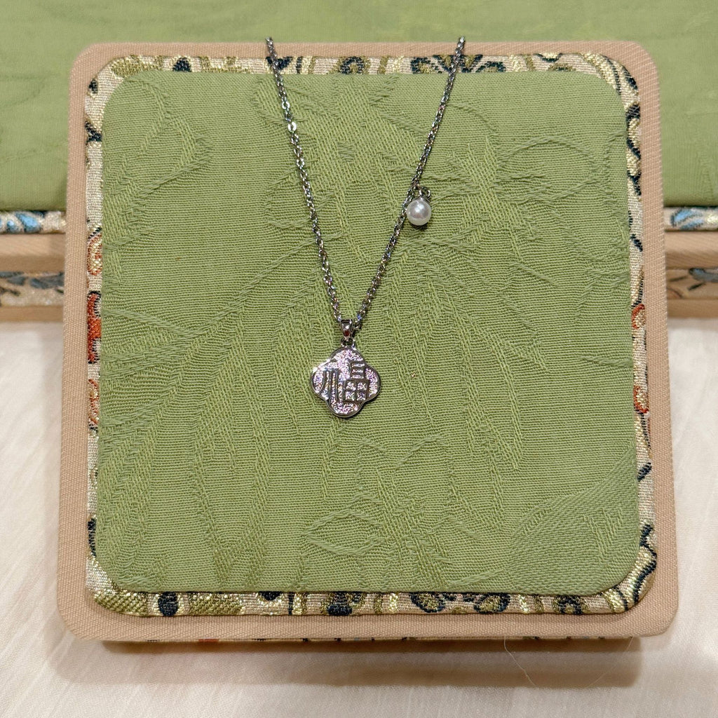 Vintage Gourd Peace Lock Necklace, Chinese Style Ginkgo Leaf Necklace, Zodiac Year Elegant Exquisite National Trend Jewelry for Women