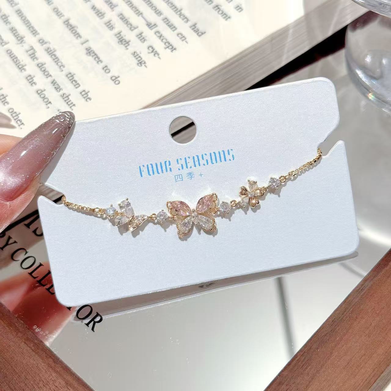 Zircon Butterfly Flower Adjustable Bracelet Sweet Luxury Stylish Ladies Hand Ornament
