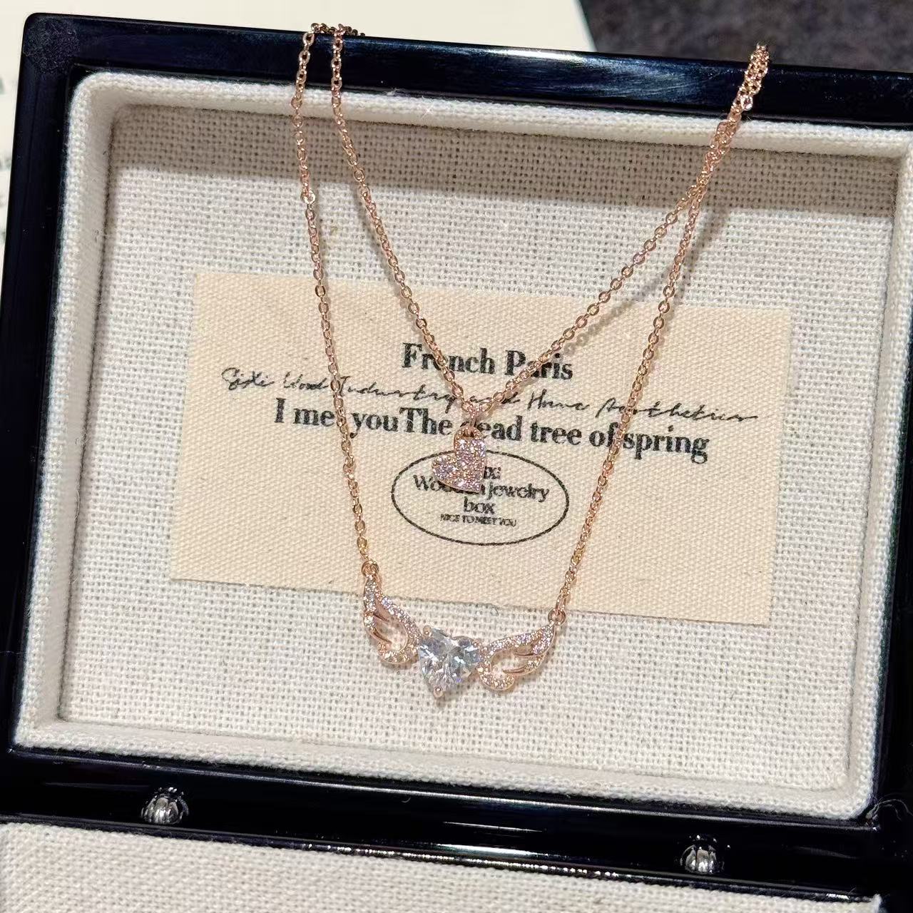 Sparkling Full Zircon Heart Wing Pendant, Elegant High-End Clavicle Chain, Romantic Women Accessories