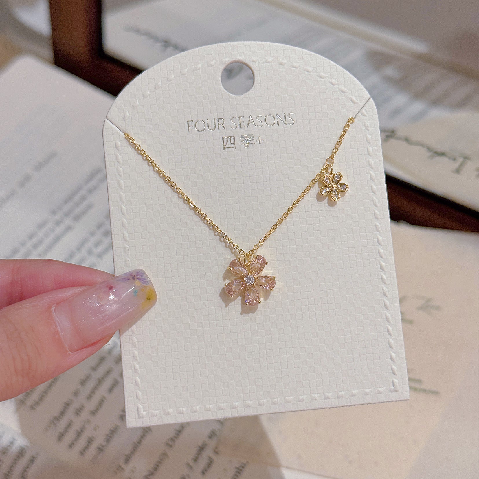 Cherry Blossom Pendant Necklace Sparkling Elegant Clavicle Chain Sweet Fashion Jewelry for Girls