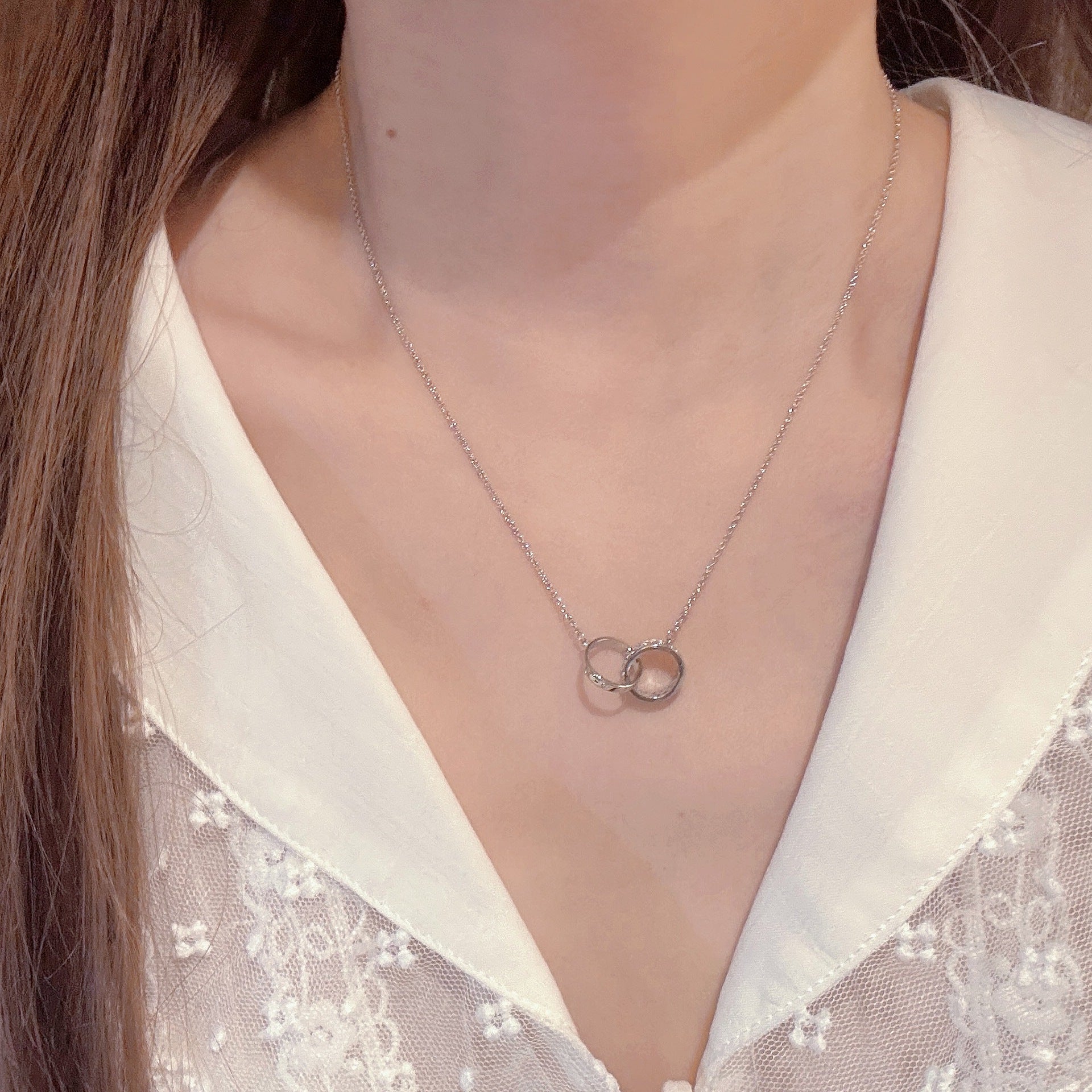 Interlocking Double Circle Necklace, Minimalist Luxury Clavicle Chain, Elegant Exquisite Fashion Jewelry Gift