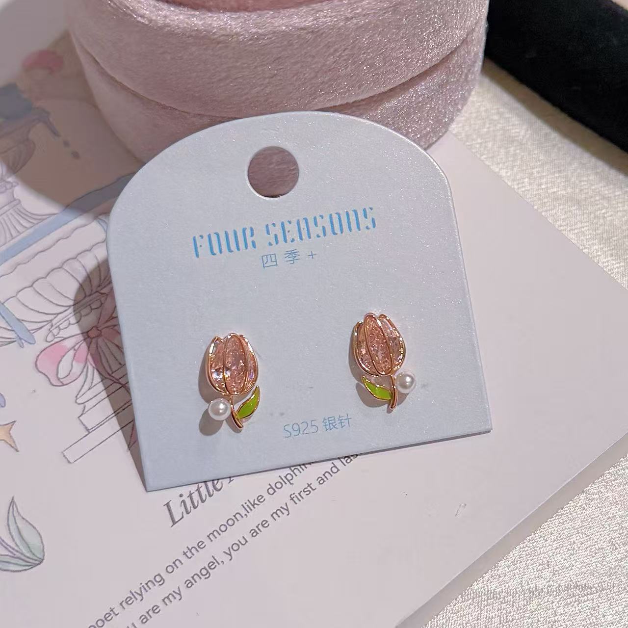 Tulip Stud Earrings, Spring Sweet Light Luxury Earrings, Niche Exquisite S925 Silver Pin Versatile Girl Ear Jewelry