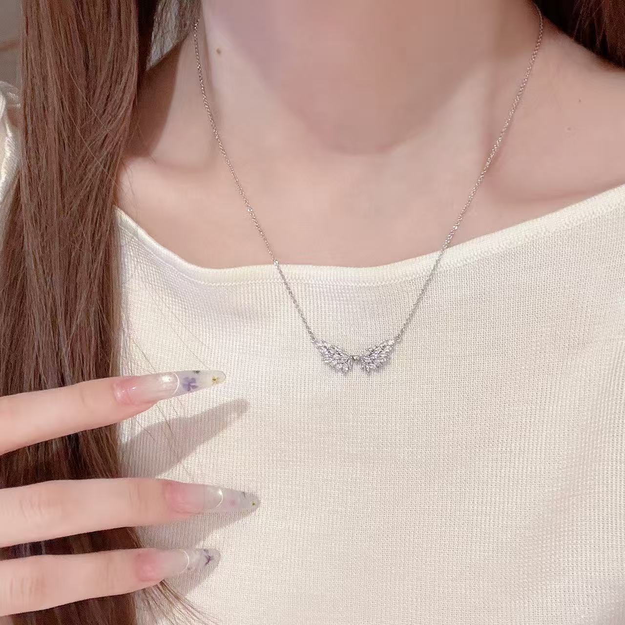 Heart Angel Wings Necklace, Niche Luxury Stylish Clavicle Chain, Sweet Exquisite Design All-match Fashion Neck Jewelry for Women