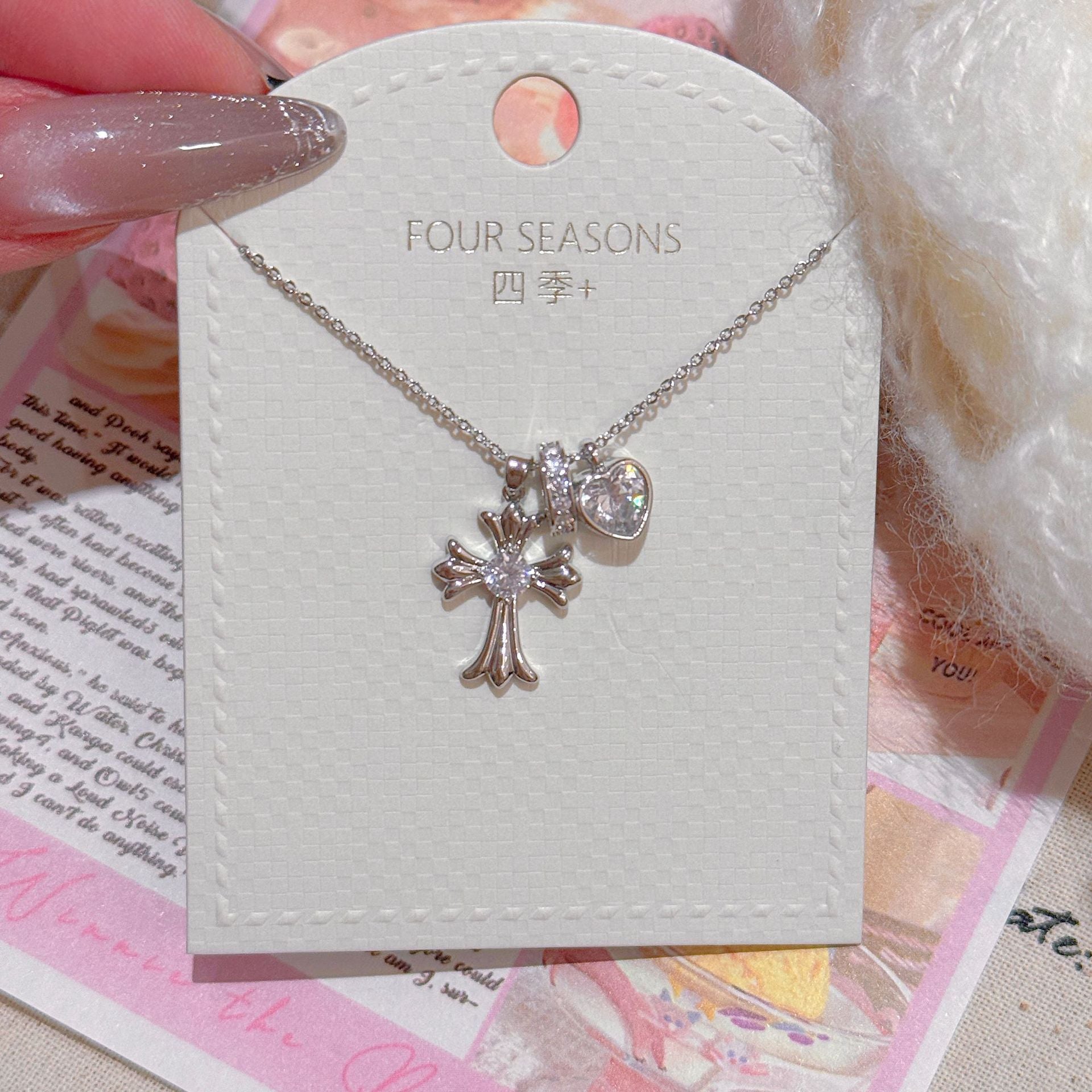 Cross Pendant Clavicle Chain, Luxury High Sense Minimalist Necklace, Personality Elegant Women Jewelry Wholesale