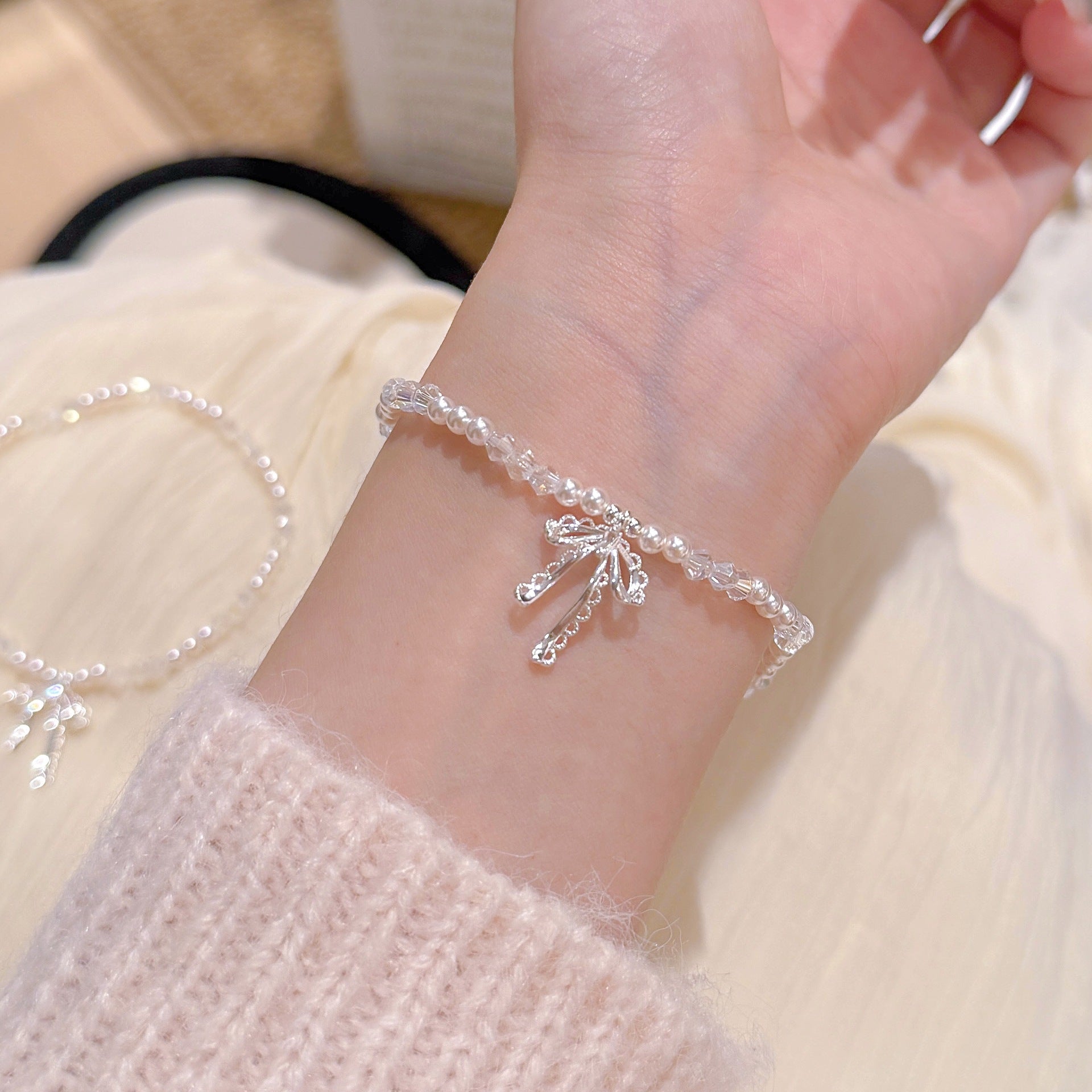 Elegant Lace Bow Pearl Bracelet, French Style Delicate Sweet Bracelets, Luxury High-end Design Dainty Adjustable Fashion Jewelry Gift for Women Girls