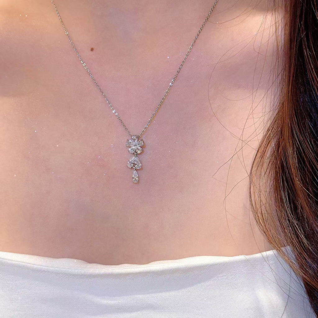 Super Shiny Floral Zircon Clavicle Chain, Luxury Minimalist Niche Flower Pendant Necklace