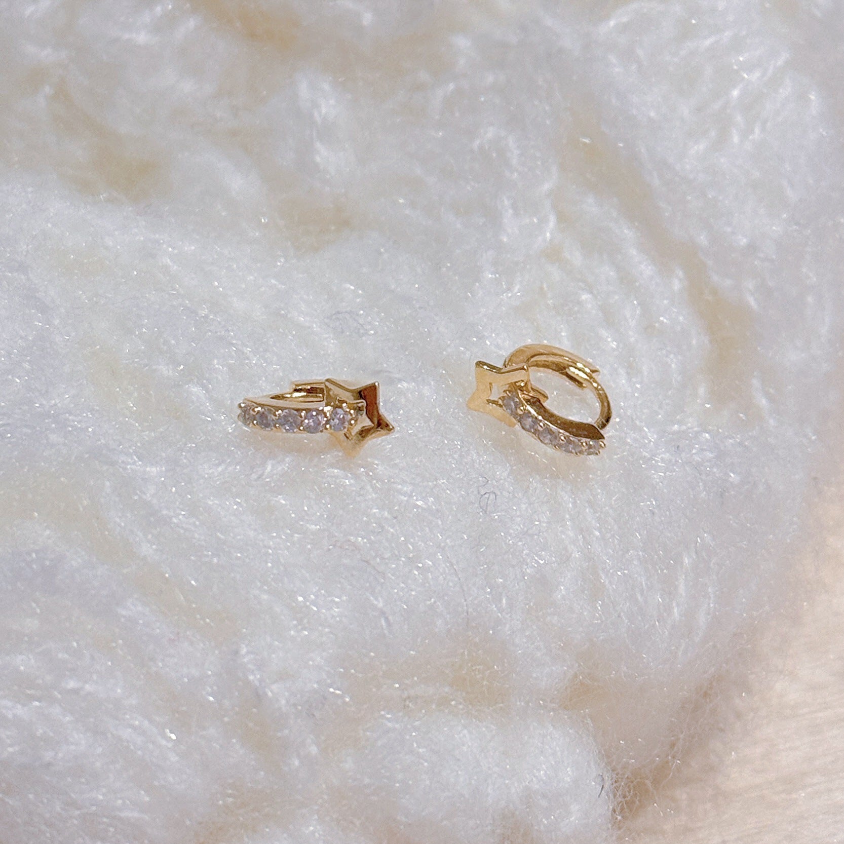 Meteor Full Paved Zircon Ear Buckles, Minimal Cold Tone Luxury Earrings, Elegant Versatile Daily Commute Jewelry