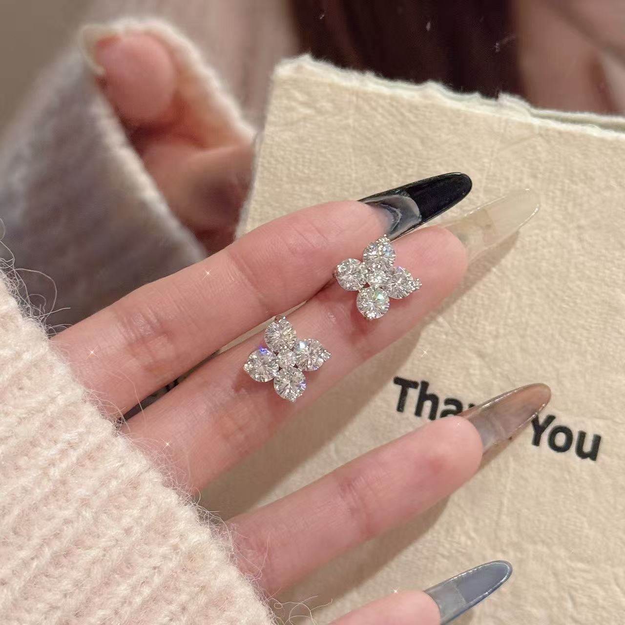 Elegant Lucky Flower Earrings, Luxury Temperament Daily Fashion Studs
