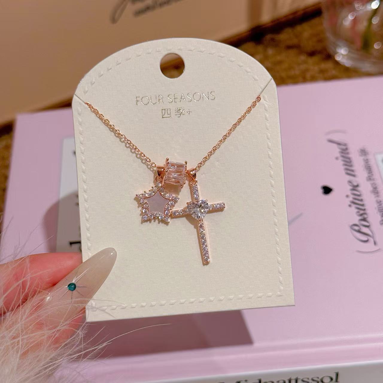 2026 New Arrival Star & Cross Pendant Necklace, Hot Selling Luxury Dainty Clavicle Chain