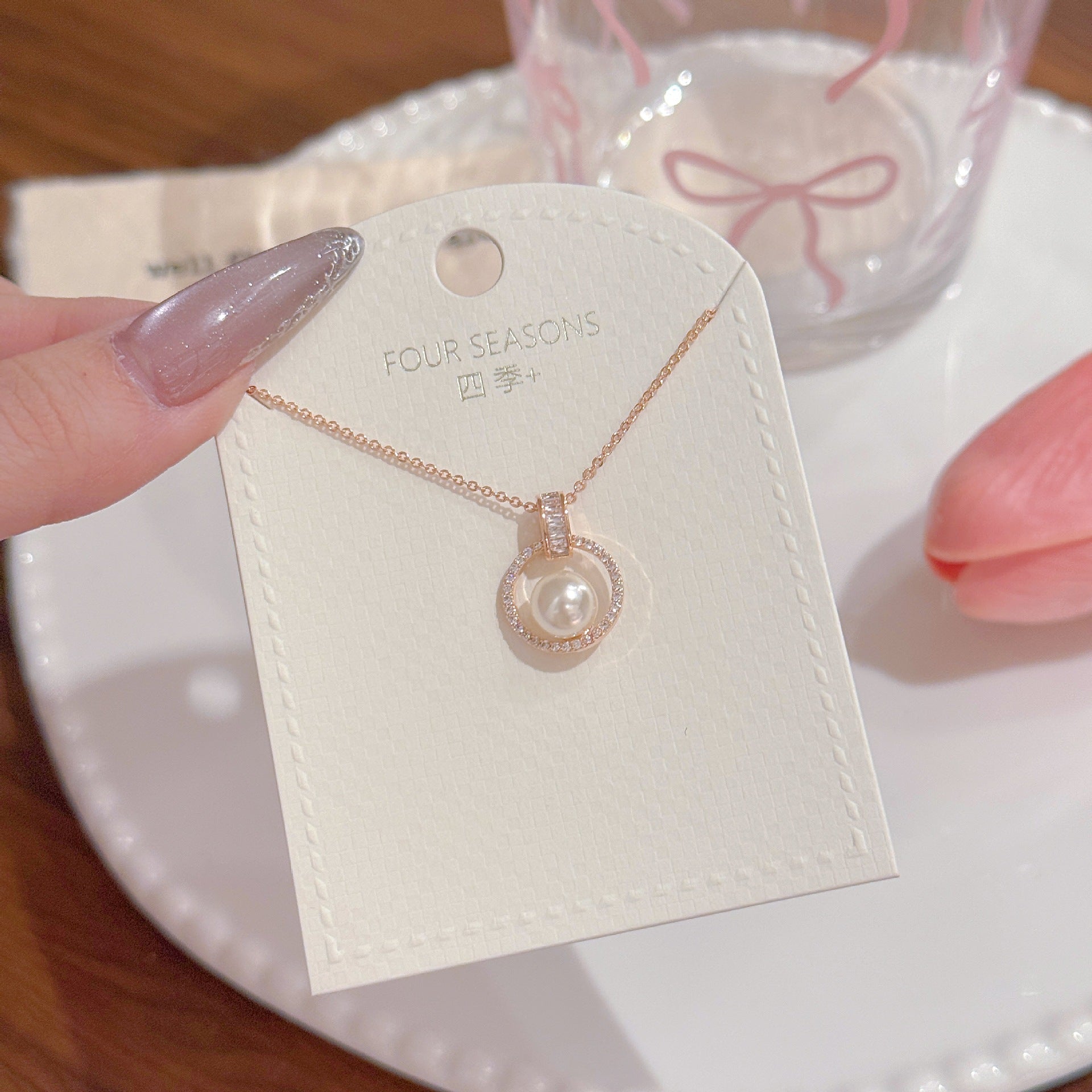 Luxury Hoop Pearl CZ Clavicle Necklace All-Season Ladies Pendant Chain