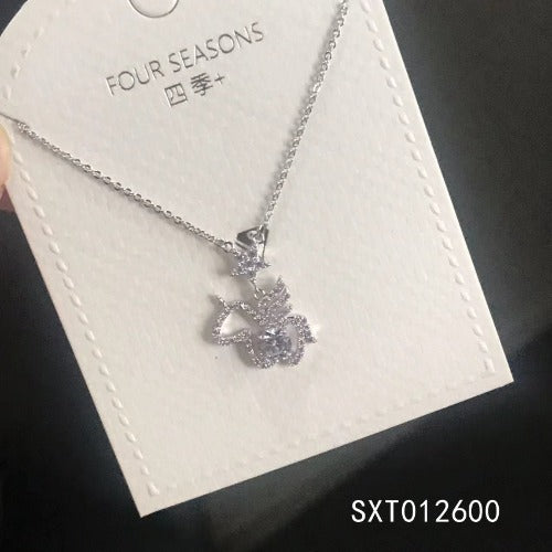 Lucky Horse Pendant Clavicle Chain, Natural Shell Zodiac Necklace, Stylish Versatile Neck Chain, Ideal Gift for Horse Zodiac