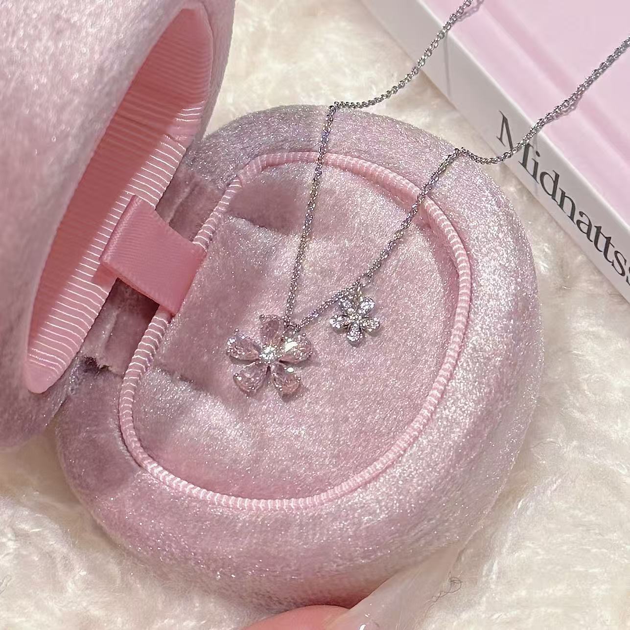 Cherry Blossom Pendant Necklace Sparkling Elegant Clavicle Chain Sweet Fashion Jewelry for Girls