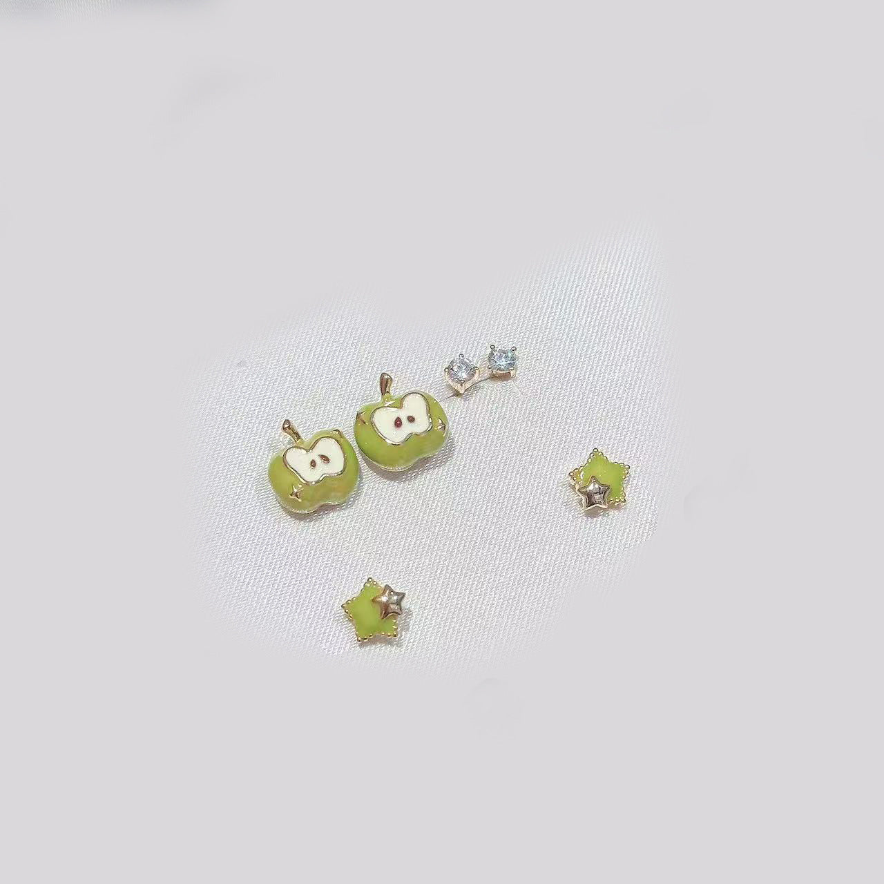 Fresh Green Apple Stud Earrings Three-piece Set, Literary Style Luxury Exquisite Ear Jewelry, Cute Elegant All-match Temperament Earrings