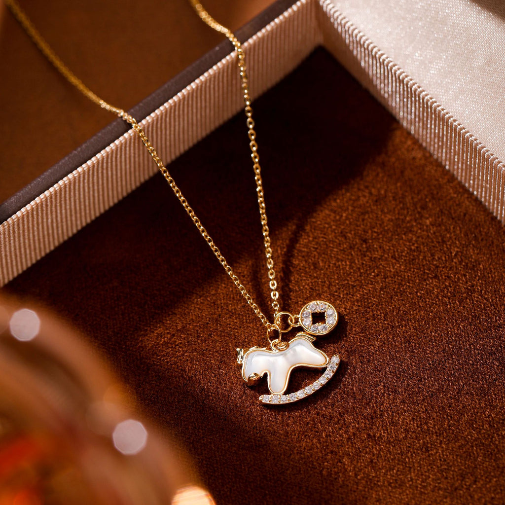 Niche Luxury Round Hoop & Crescent Moon Pearl Pendant Necklace, Dainty Elegant All-Match Office Commute Choker Jewelry