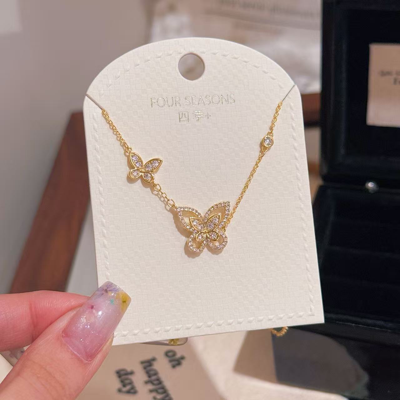 Vivid Butterfly Necklace, Light Luxury Niche Clavicle Chain, Fresh Sweet Exquisite Temperament Daily Women Necklace