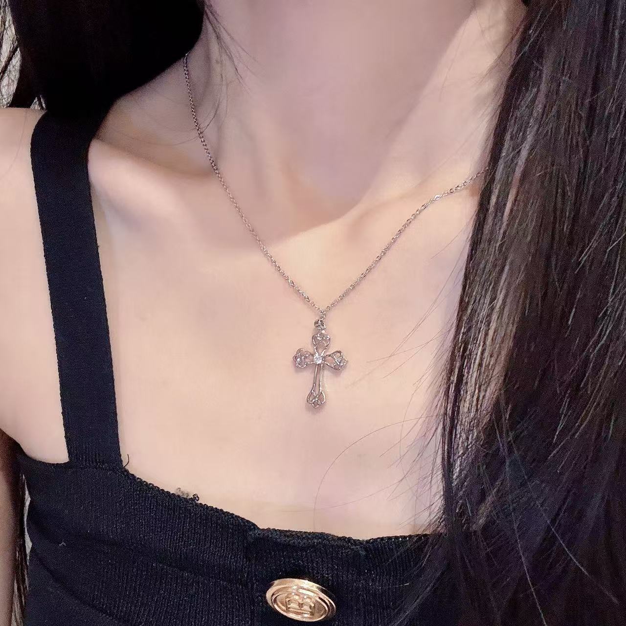 Spring New Hollow Cross Pendant Necklace, Vintage Luxury Dainty Clavicle Chain