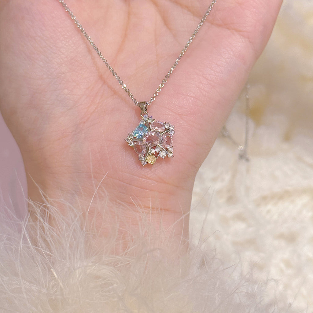Shiny Star Pendant Necklace Elegant Luxury Stylish Women Autumn Winter Sweater Chain