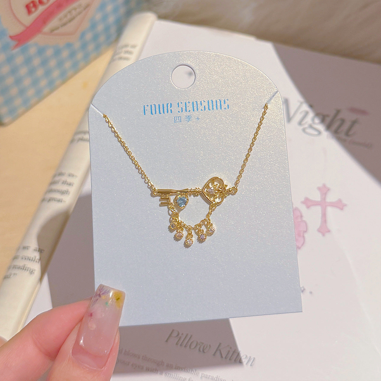 Heart Key Tassel Necklace, Vintage Dainty Clavicle Chain, Minimalist Luxury Delicate Pendant Necklace, Elegant Stylish Jewelry Gifts for Women Girls