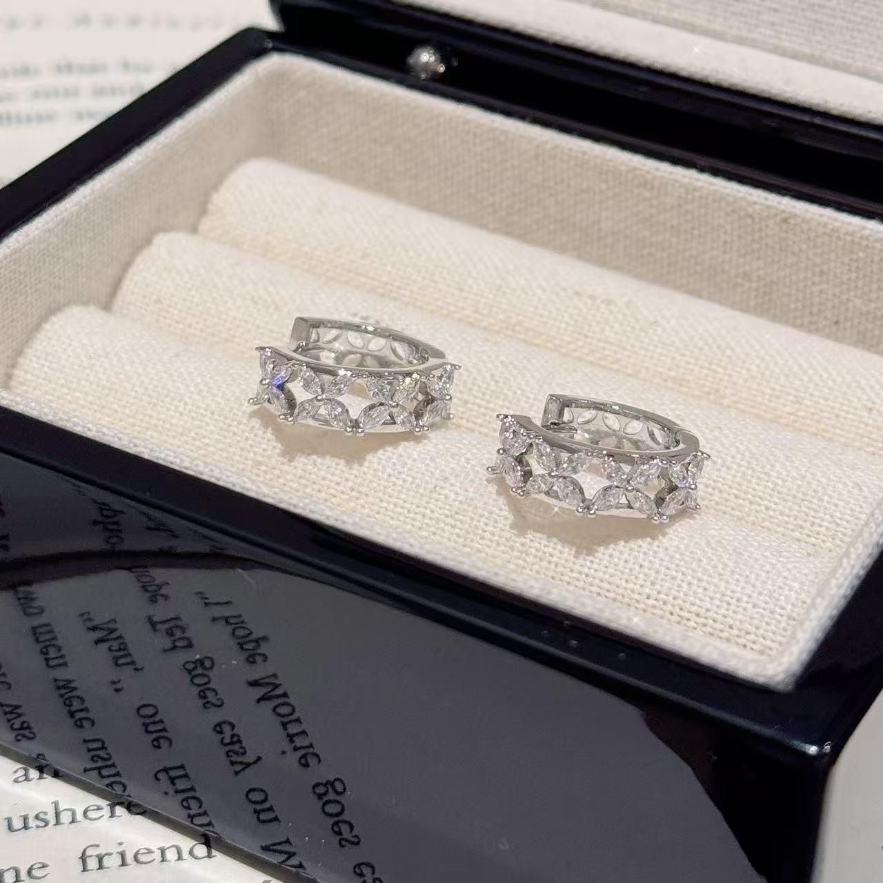 Open Hollow Four-Leaf  Full Paved Cubic Zirconia Huggie Earrings, Luxury Niche Designer Elegant All-Match Daily Ear Jewelry for Women