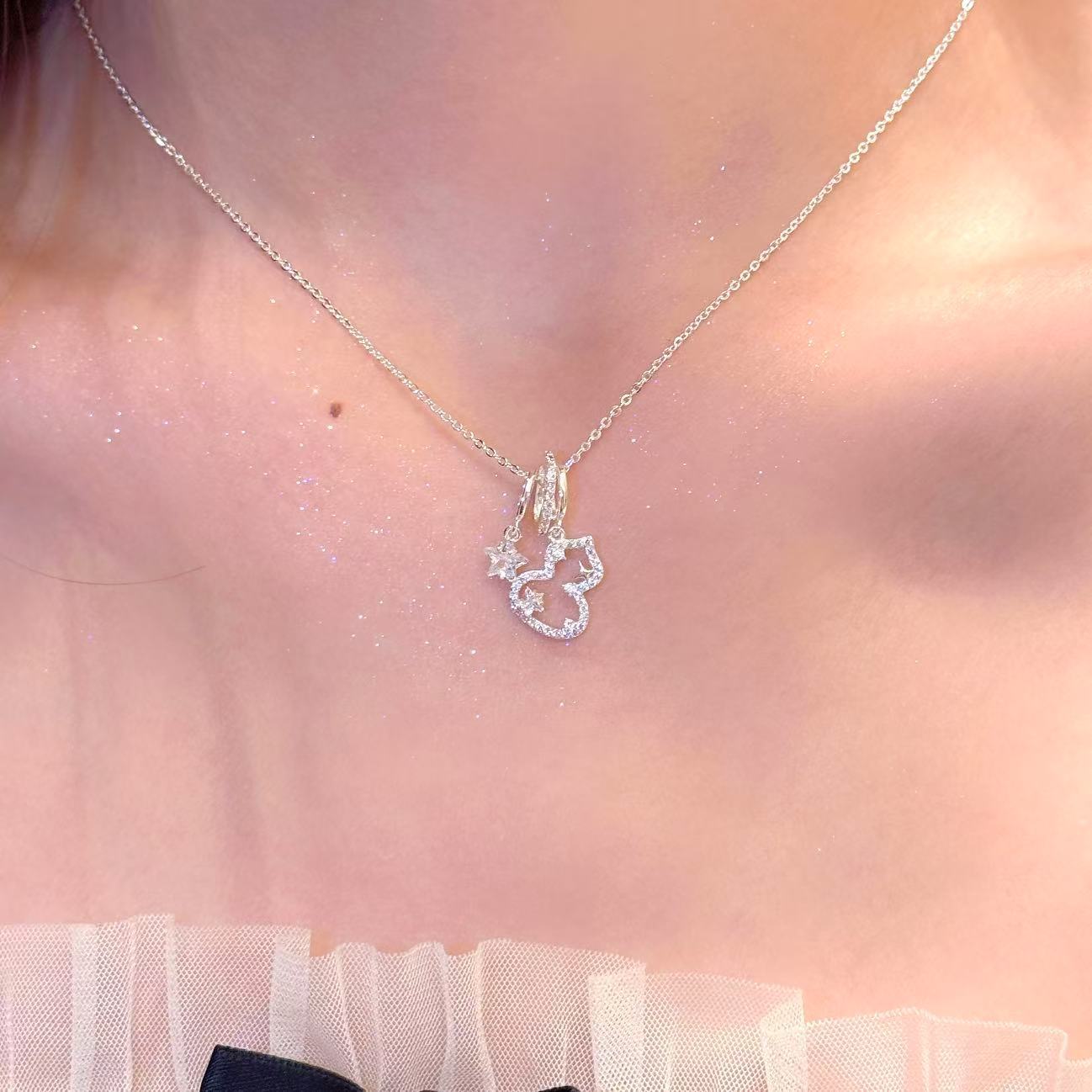 Gourd Cubic Zirconia Pendant Necklace for Women, Luxury High-End Dainty Oriental Versatile Collarbone Fine Jewelry