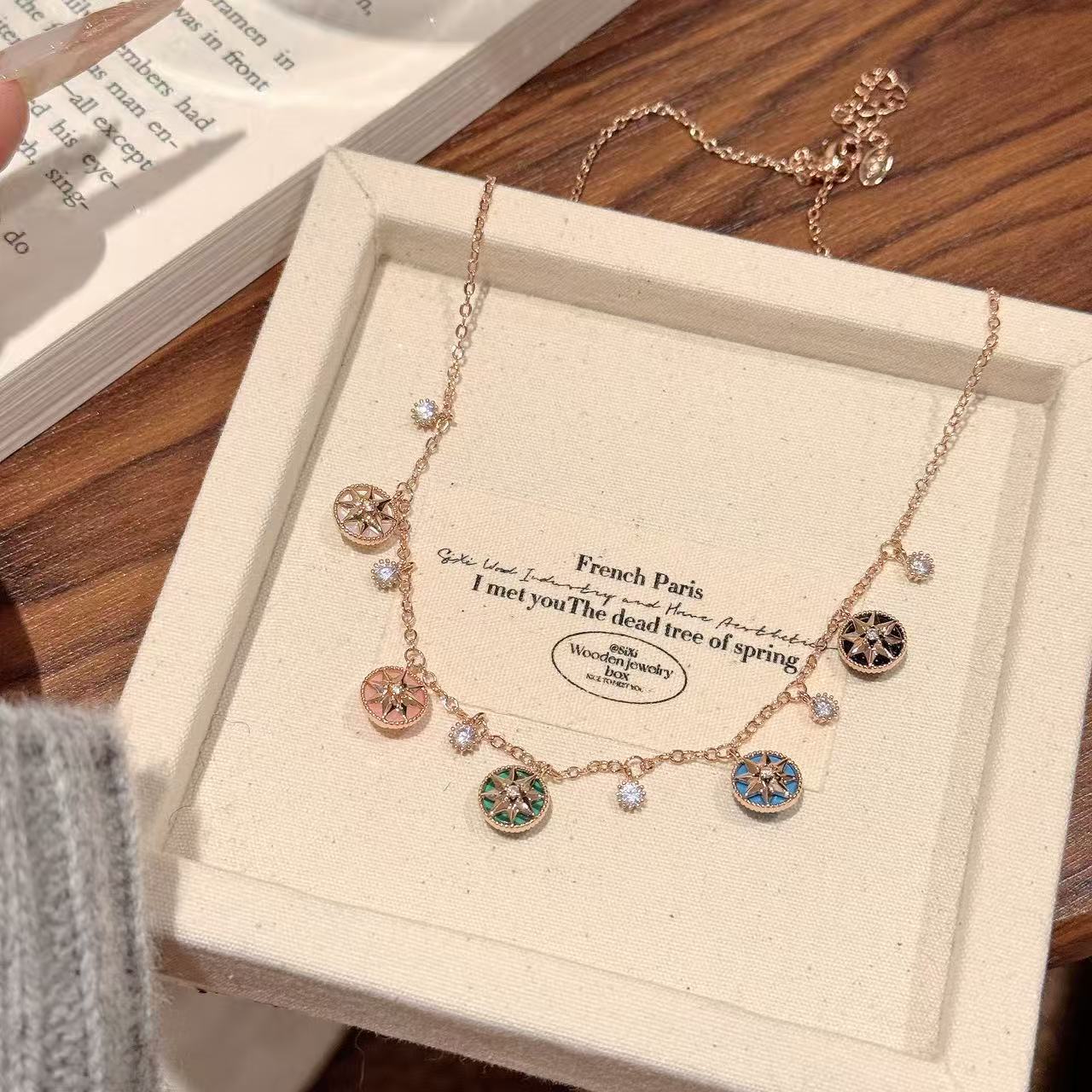 Color Zircon White Shell Eight Pointed Star Collarbone Necklace Women Luxury Jewelry
