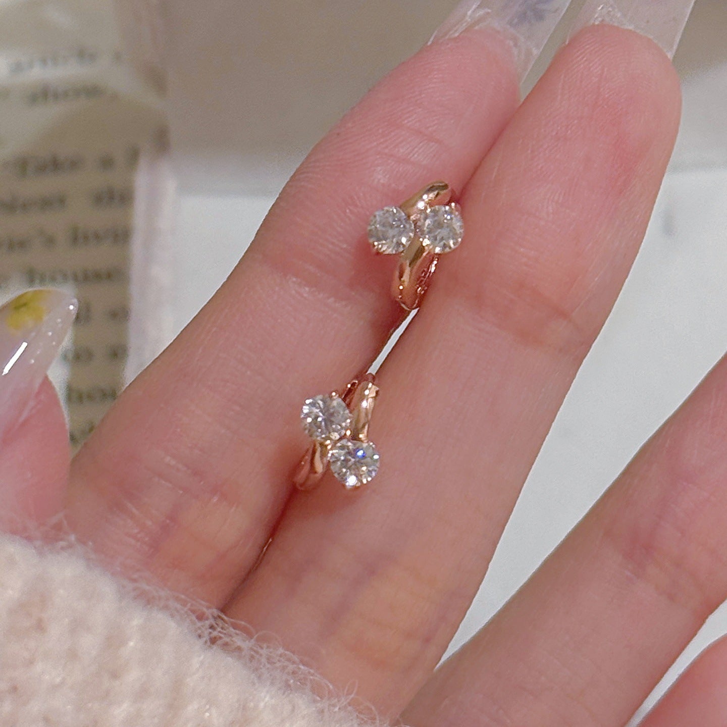 Minimalist Double Zircon Cross Hoop Earrings, Luxury High-grade Elegant Ear Buckles, Versatile Cold Style Fashion Ear Jewelry