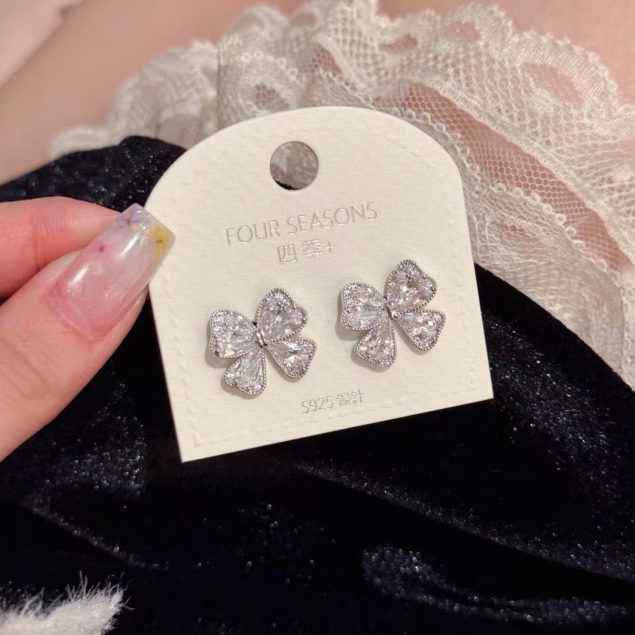 S925 Silver Fresh Sweet Bow Luxury Stud Earrings Ladies Fashion Ear Ornaments