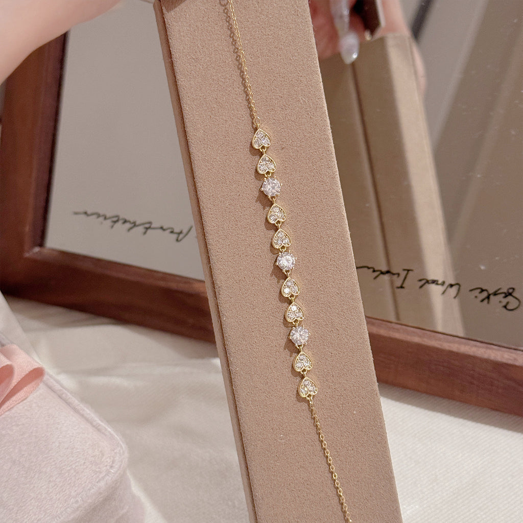 Heart Charm Bracelet, Minimal Luxury Niche Sweet Bangle, Dainty All-match Elegant Women Hand Jewelry