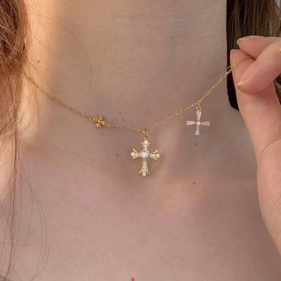 Vintage Cross Pendant Necklace, Elegant Luxury Daily Fashion Neck Jewelry