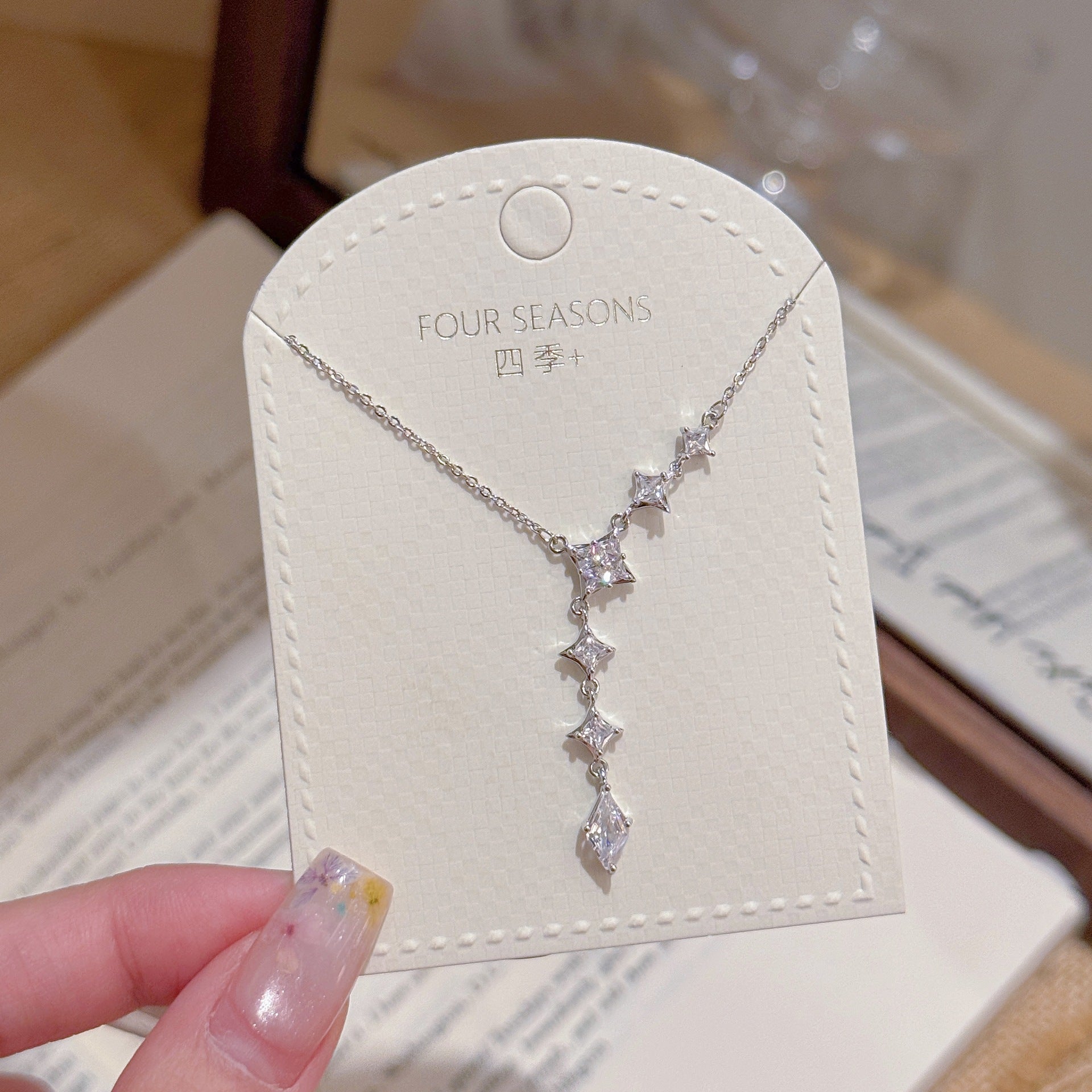 Geometric Diamond Tassel Pendant Necklace, Niche Designer Luxury Clavicle Chain, Dainty Cool Tone Elegant Necklace