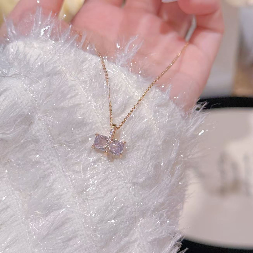 Cube Sugar Pendant Necklace, Luxury Elegant Clavicle Chain, Exquisite Temperament Commute Necklace Romantic Gift for Valentine's Day & New Year