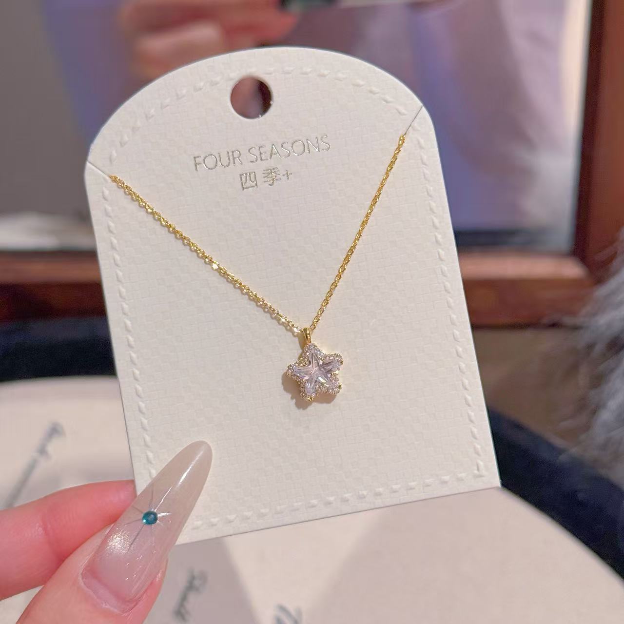 Shining Star Pendant Necklace Dainty Luxury Clavicle Chain Elegant Minimalist Daily Jewelry Gift for Women